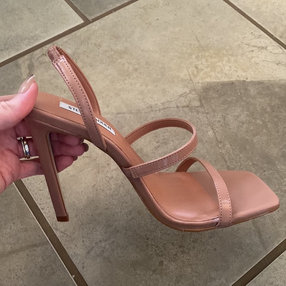 Brand New Steve Madden Blush Heel - Picture 2 of 4